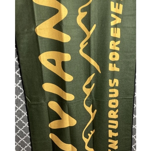 Rivian Nomadix Towel Beach Sand Resistant New $40 30x72.5 Rare Unreleased - Picture 7 of 8